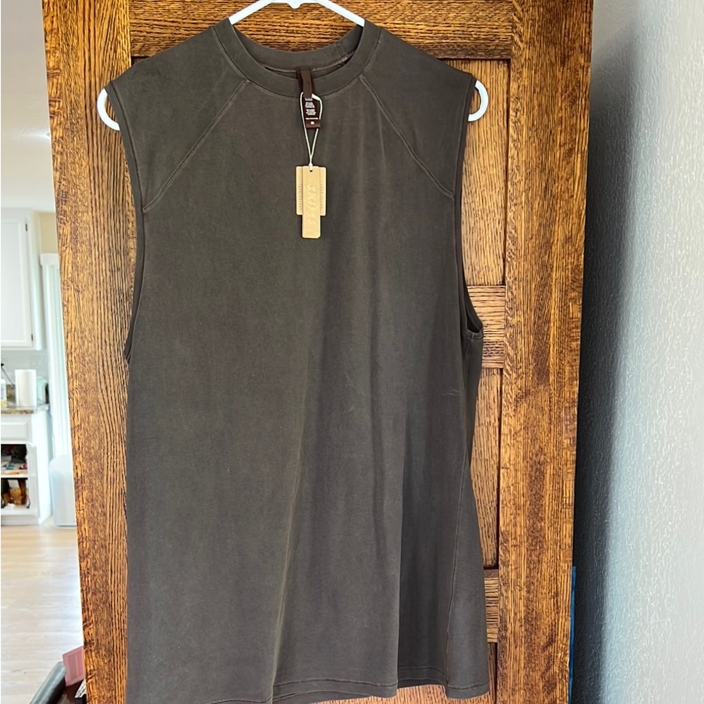 SKIMS Brown Sleeveless Muscle Tee